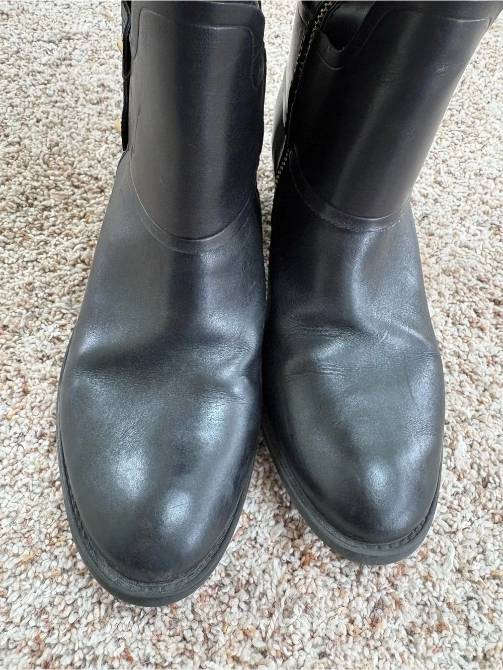 Vince Camino  8 GUC  Black Leather Over-the-Knee Riding Boots with Gold Hardware
